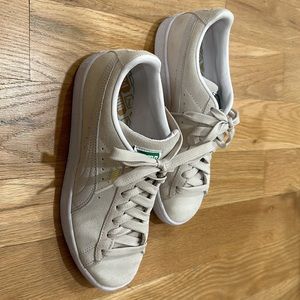 Puma Women’s Suede Sneakers